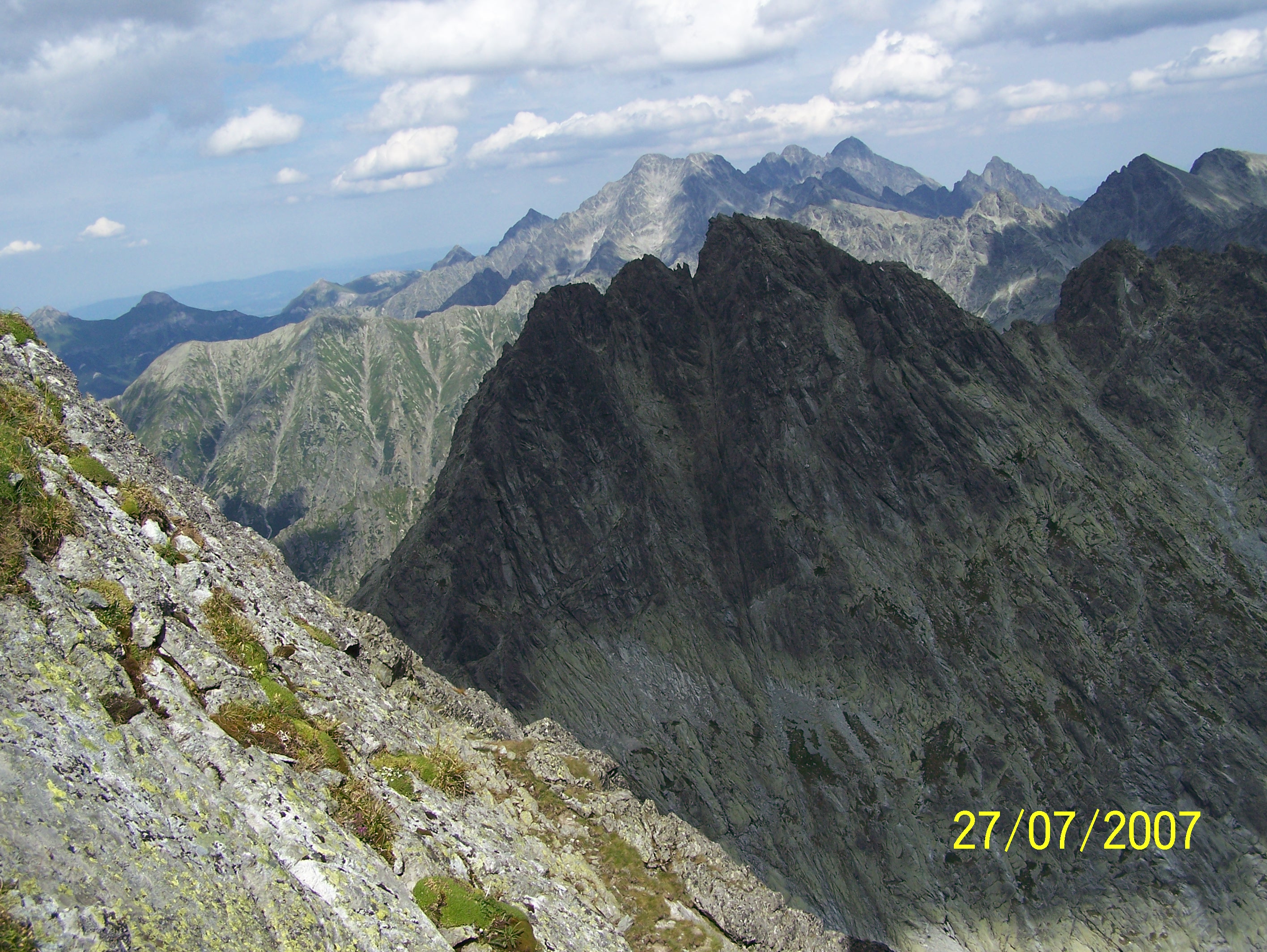 100_0833.jpg